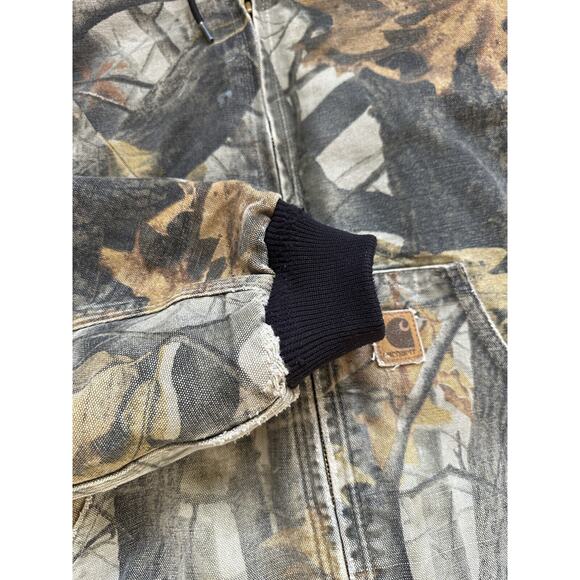 Carhartt Thrashed Distressed Realtree Camo Jacket Real Tree Men's Size Medium - Picture 10 of 15